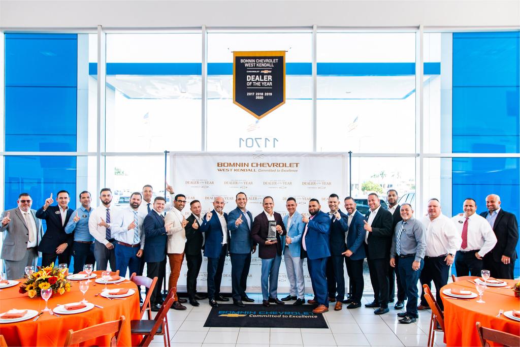 Dealership gallery photo 5